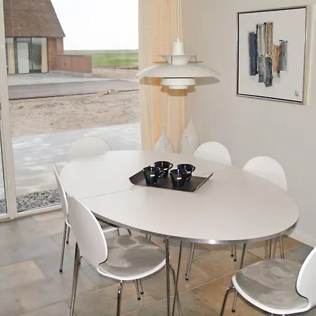 Sophy - 2km From The Sea By Interhome *